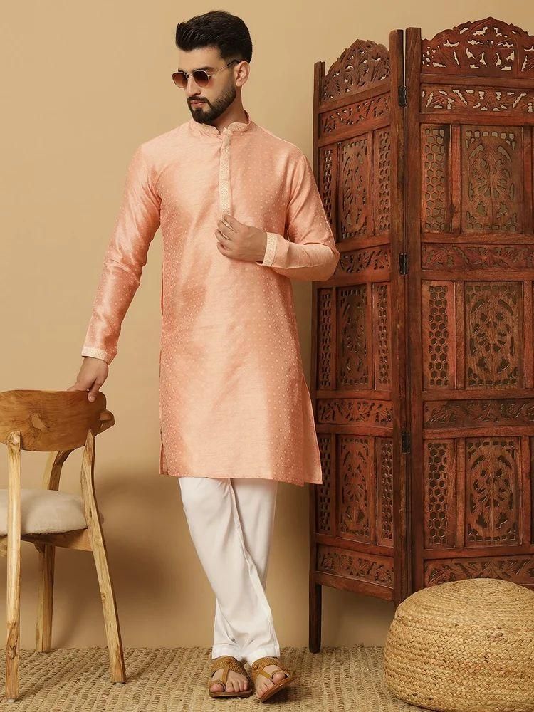 Men's Peach Jacquard Solid Kurta Pyajama Set