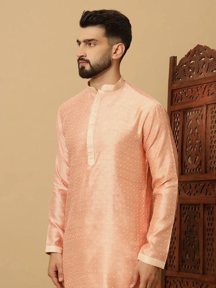 Men's Peach Jacquard Solid Kurta Pyajama Set