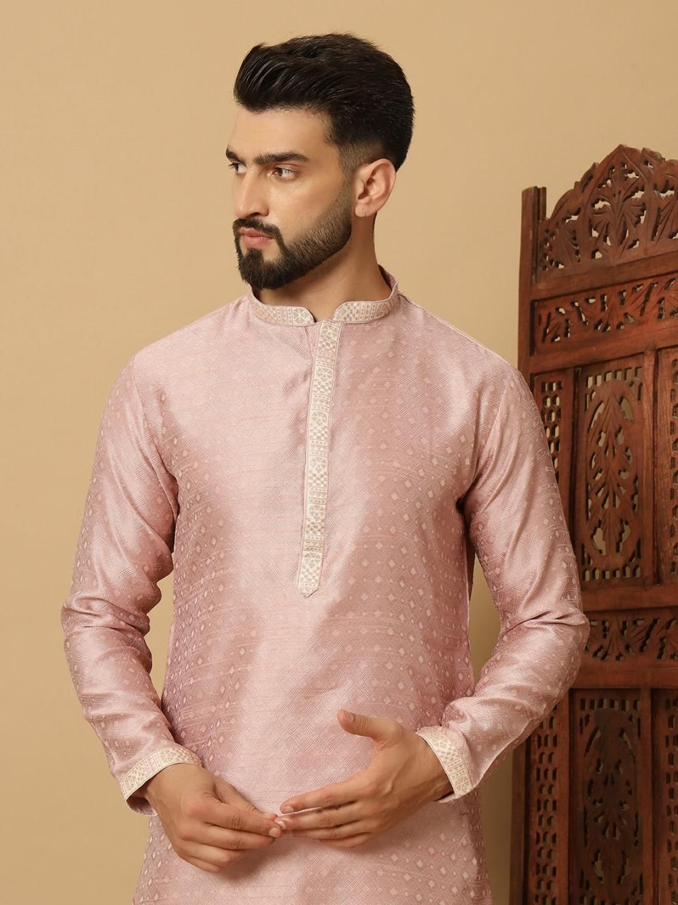 Men's Pink Jacquard Solid Kurta Pyajama Set